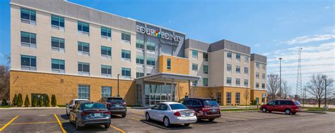 Hotel Amenities And Contact Information Four Points By Sheraton Elkhart
