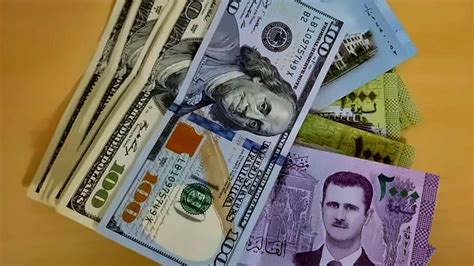 تدهور كبير لليرة السورية مقابل الدولار عند إغلاق يوم السبت 4 شباط الليرة اليوم
