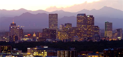 6 Reasons Everyone Is Moving To Denver Infographic