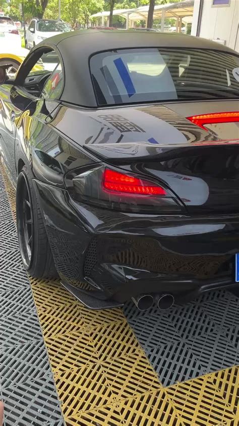 Modified led tail lights for bmw z4 running lights turn signal brake