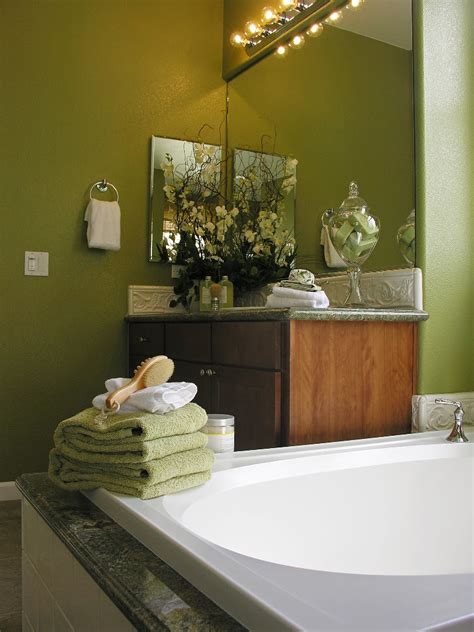 Designing a small bathroom is a challenging task. Creating Space And Style With Small Bathroom Designs ...