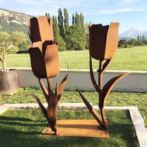 Modern Garden Decor Delicate Corten Steel Rose Sculpture