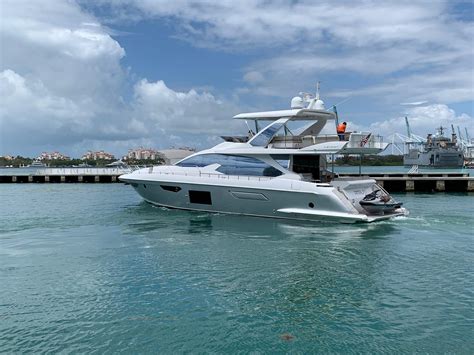 2018 Azimut 72 Flybridge Yacht A Motore In Vendita Yachtworld