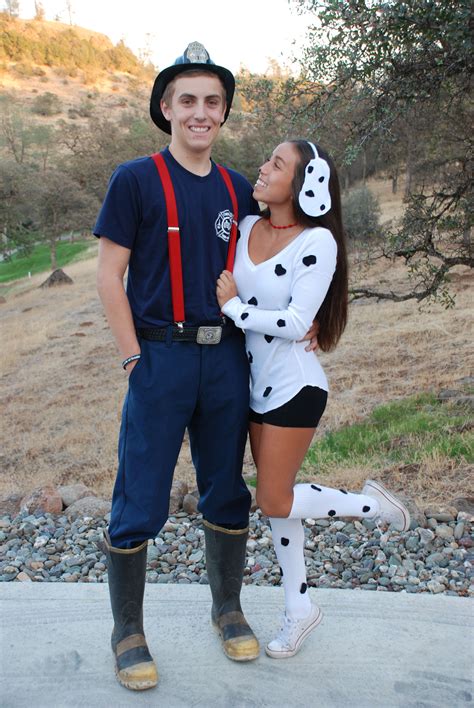 fireman and dalmatian costume halloween couple halloween costumes cute halloween costumes