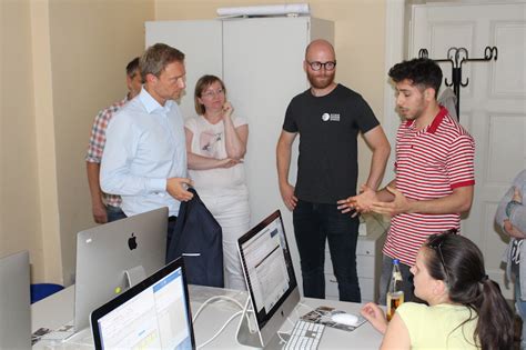 Besuch Christian Lindners an der Elinor-Ostrom-Schule