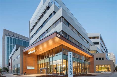 Investors Demand Medical Office Buildings Cire