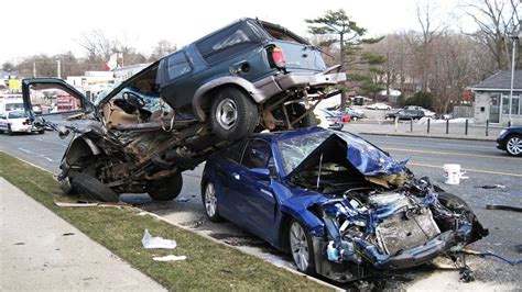 The Most Shocking Car Crash Compilation 32 Youtube
