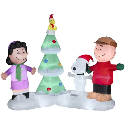 Peanuts By Schulz 65ft Lighted Musical Christmas Airblown