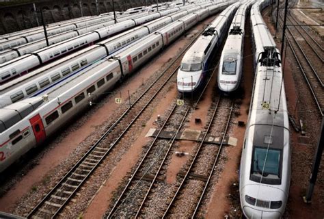French Rail Strikes Latest First Weekend Of Holidays To Be Hit The Local