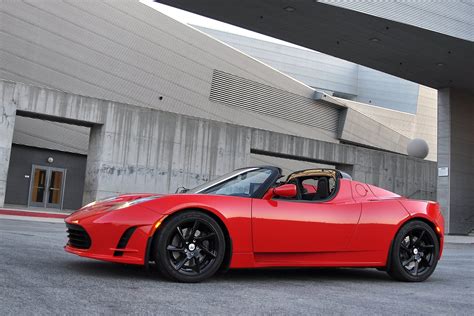 Read on to know the truth about tesla's battery lifespan. Tesla Roadster 3.0 Gets 400-Mile Driving Range, Is 15 ...