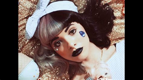 Quantos Anos A Melanie Martinez Tem