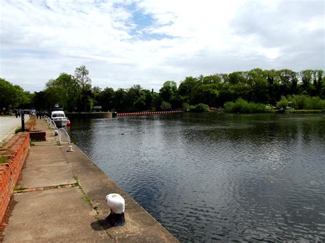 Gunthorpe Bridge The River Trent At Gunthorpe In Nottingha Kelvin