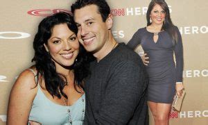 Is Sara Ramirez Still Married To Ryan Debolt Celebrity Fm