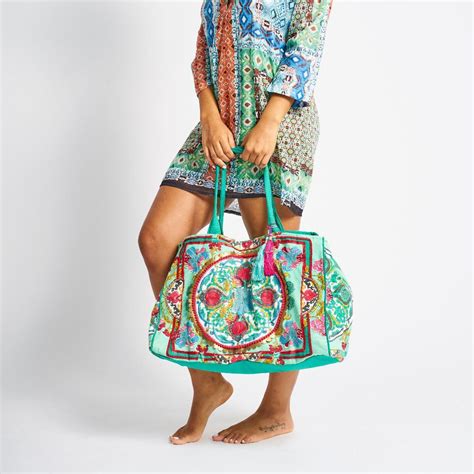 280 high quality jpeg icon images = 70 icons in 4 different colours and an instruction pdf. Boho Totes | www.LUXEISLE.com