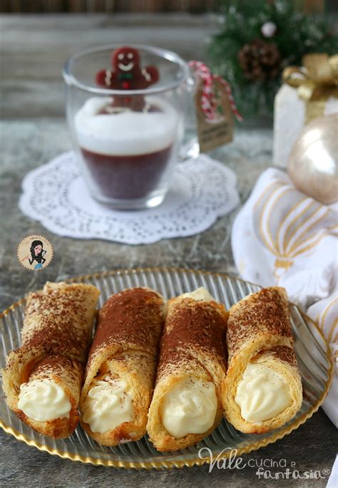 Maybe you would like to learn more about one of these? CANNOLI DI PANDORO TIRAMISU CON CREMA AL MASCARPONE