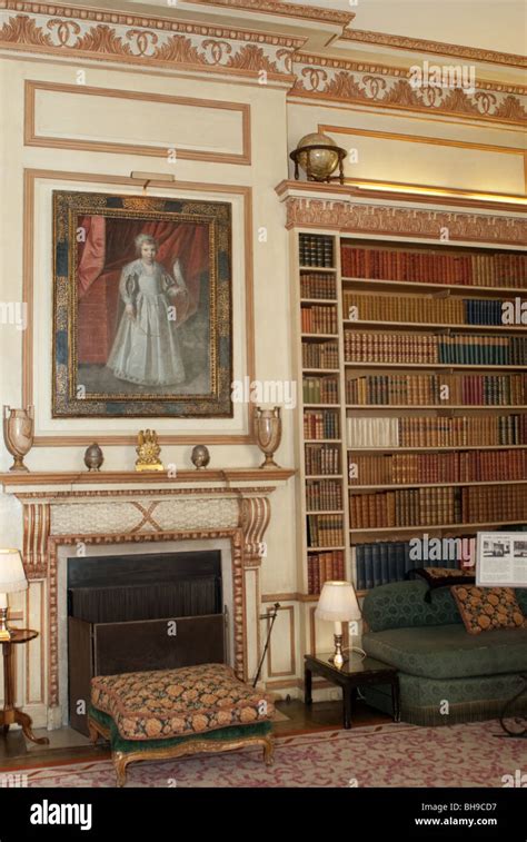 The Library At Leeds Castle Stock Photo Alamy
