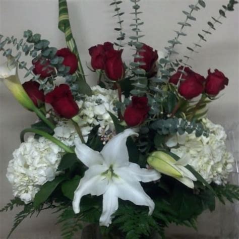 Celebrate and remember the lives we have lost in beaufort, south carolina. Glendale Florist | Flower Delivery by Honey Bee Flowers