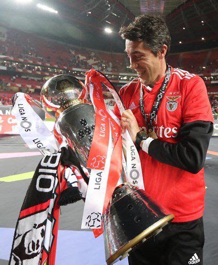 Bruno lage is on the verge of being confirmed as wolves's next manager. #SLB37, Bruno Lage, SL Benfica | Futebol nacional, Gonçalo ...