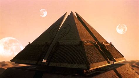 Mayan Stargate Dean Devlin Reveals Original Stargate Trilogy Plans