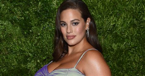 Plus Size Babe Ashley Graham Strips Naked For Totally Unedited Expos