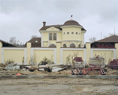 Good Manors Fantasy Homes Of The New Rich Belarus Style — The Calvert