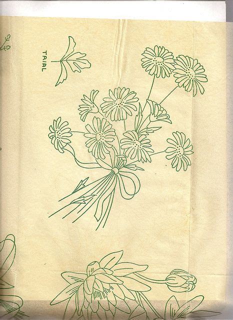 Daisies By Vintagekitchenkitsch Via Flickr Floral Embroidery Patterns