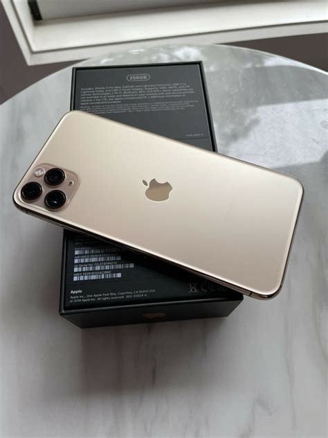 I'd like to hear from you about your experience with apps that won't open, and about how far you had to go to fix. iPhone 11 Pro Max 256GB Gold Unlocked with invoice receipt