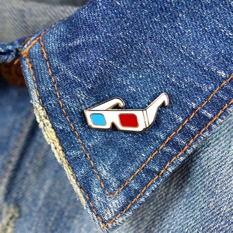 Eye Popping These 3d Glasses Pins Are A Perfect T For Your Favorite Movie Date • 125 Hard
