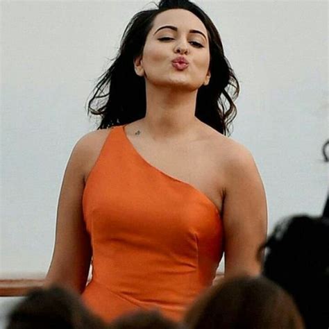 Hot Sonakshi Sinha In Orange Dress Most Beautiful Bollywood Actress Sonakshi Sinha Actresses