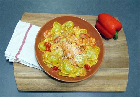 Heart Shaped Ricotta And Spinach Ravioli With Prawns Recipe Narcissism