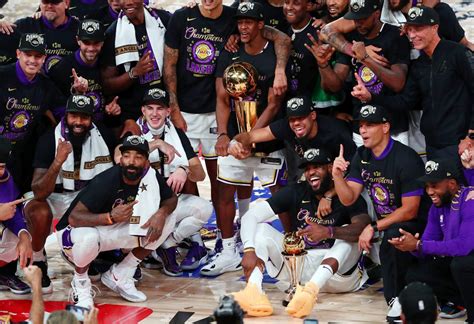 Lebron James Wins His 4th Nba Championship With The Lakers Cards Eye View