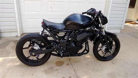 Kawasaki ninja 250r (ninja 300). My next build. A Ninja 250R Streetfighter | Cafe racer ...