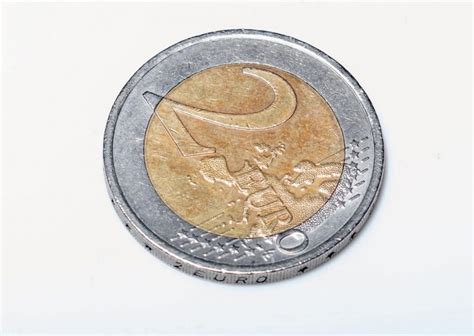 Quais as moedas de 2 euros valiosas e raras em circulação