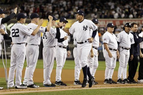 New York Yankees Wallpapers Images Photos Pictures Backgrounds