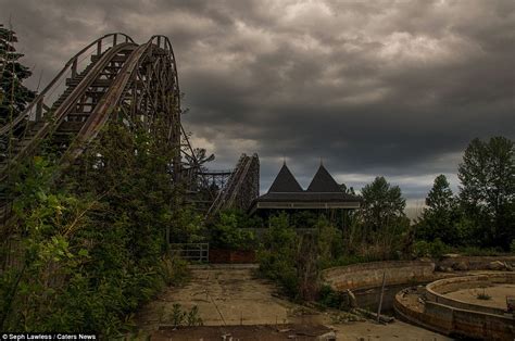 Seph Lawless Photographs Abandoned Theme Parks All Over The World