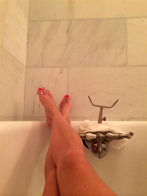 Scandal Reese Witherspoon Nude Leaked Pics From Her Phone