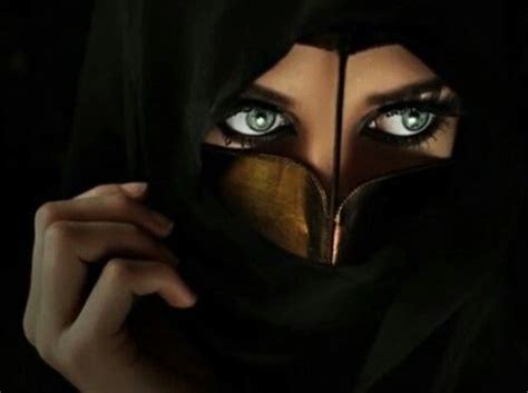 Arabic Green Eyes Arabian Women Arabian Beauty Beautiful Eyes Beautiful Pictures Amazing