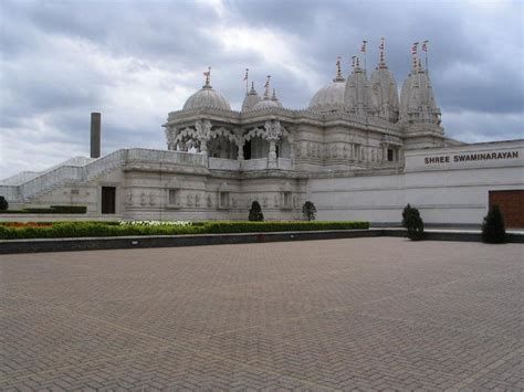 Ten Most Beautiful Modern Hindu Temples Abroad