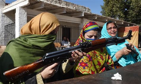 Teachers Get Gun Training After Peshawar Massacre Pakistan Dawn