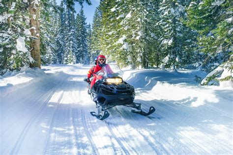3 Of The Most Fun Places To Snowmobile In Leavenworth