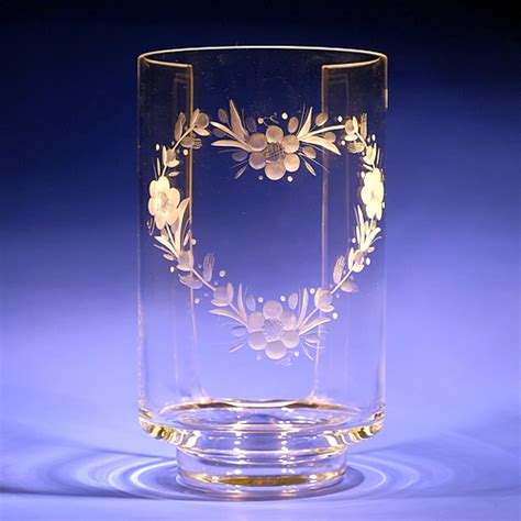 Jetzt können sie die gut sichtbaren außenkonturen auf dem glas reissen. Glasgravur, Shop, Glasgravurshop, Gravur, Trinkgläser gravieren