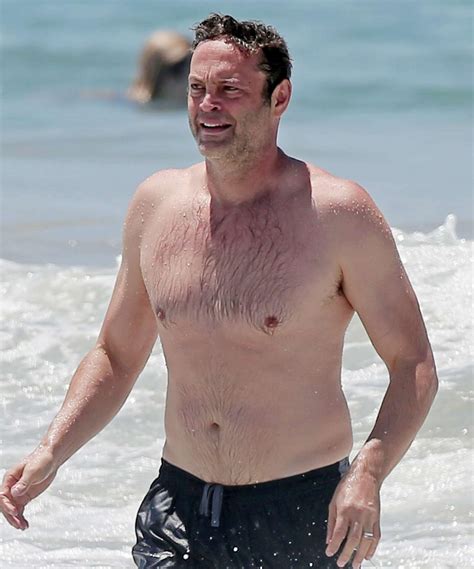 9 Celebrities Who Have The Best Dad Bods In Hollywood