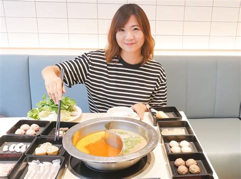 We first tried fei fan in ss15 courtyard before sticking to their other outlet at 163 retail park in mont kiara. Fei Fan Hotpot 飞凡火锅 Hong Kong Style Hotpot Buffet @ SS15 ...