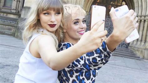 Taylor Swift And Katy Perry Appear To Finally End Feud As They Pose Up For Cute Selfies Sort