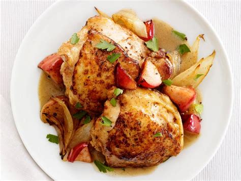 Set a wire rack on a baking sheet. Honey-Mustard Chicken and Apples Recipe | Food Network ...