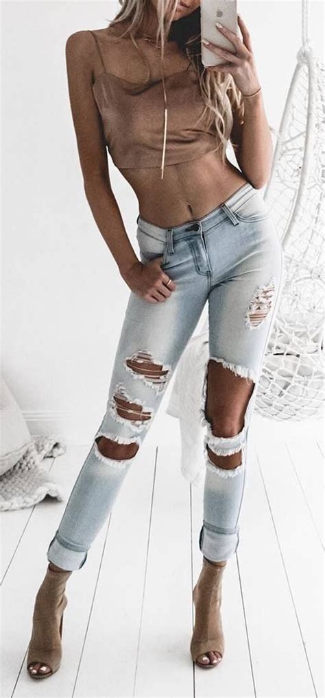 Ootd Crop Top Ripped Jeans Outfits With Leggings Trendy Summer Outfits Street Style