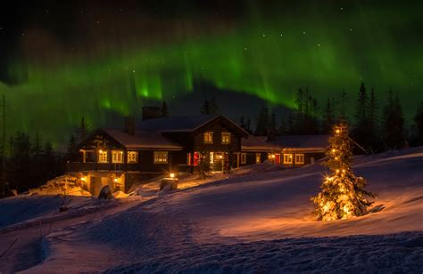 Aurora Borealis Over House In Winter Hd Wallpaper Background Image