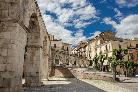 Sulmona Cosa Fare Cosa Vedere E Dove Dormire Turismoabruzzoit