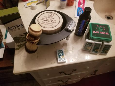 SOTD: Unknown razor and derby's craigslist find, everything else I