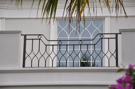 35 Awesome Balcony Railing Design Ideas To Beautify Your Exterior